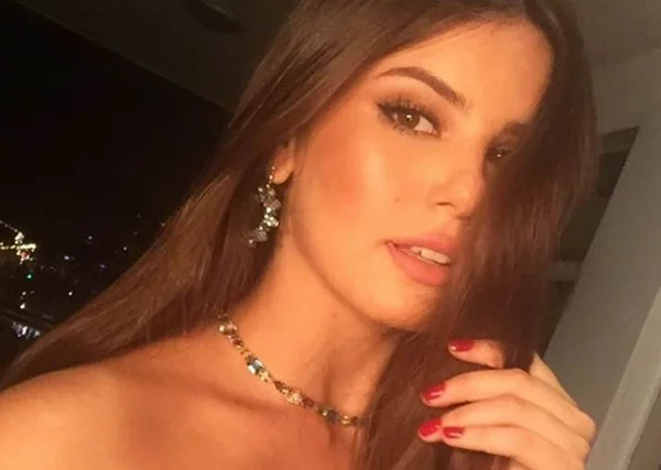 Após perder o pai, Camila Queiroz faz homenagem nas redes sociais