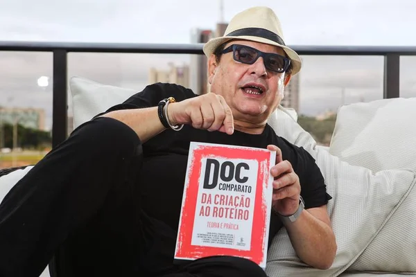 “O streaming mexeu com os roteiros”, diz Doc Comparato em entrevista