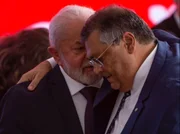 O presidente Lula e o ministro da Justiça, Flávio Dino