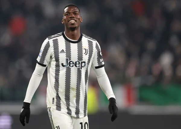 Imagem colorida de Pogba, com a camisa da Juventus- Metrópoles