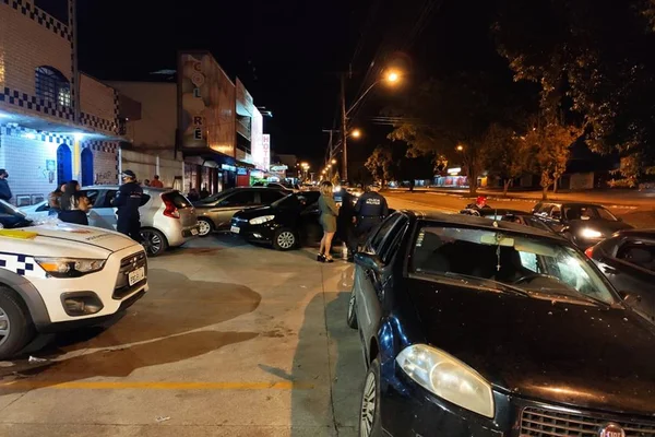 PM autua 90 motoristas embriagados em blitzes no Distrito Federal