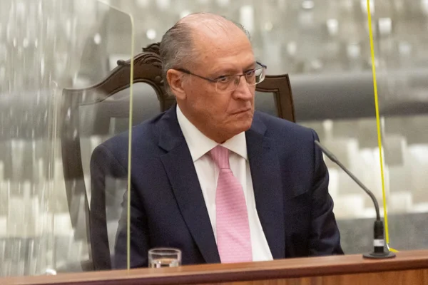Alckmin sobre imposto do e-commerce: “Queremos concorrência leal”