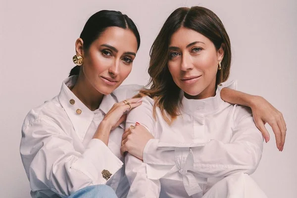 Francesca Monfrinatti e Carol Bassi brindam parceria em almoço