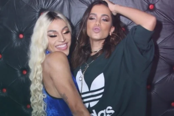 Lá vem hit! Anitta aceita convite de Pabllo Vittar para novo single