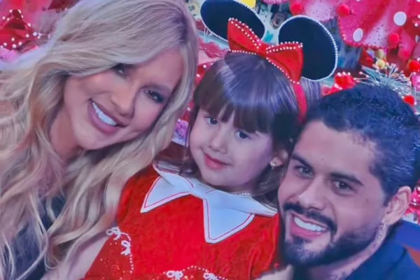 Virginia e Zé Felipe aparecem juntos na festa de 5 anos da filha mais velha, Maria Alice