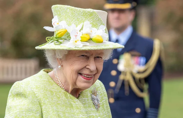 rainha elizabeth