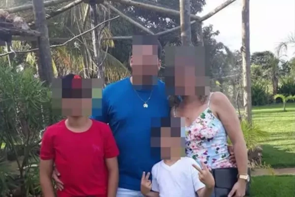 Menino de 11 anos é morto com tiro acidental disparado pelo irmão