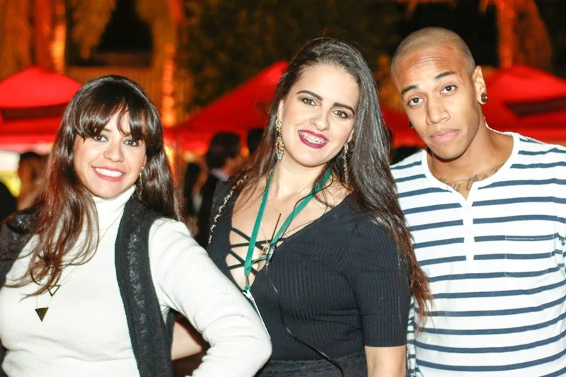 Juliana Espíndola, Beatriz Menezes e Matheus Silva Juliana Espíndola, Beatriz Menezes e Matheus Silva