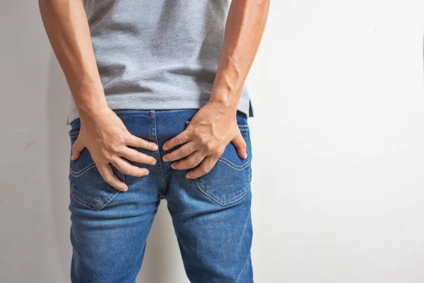 Médico alerta que sangramentos após sexo anal não devem ser ignorados