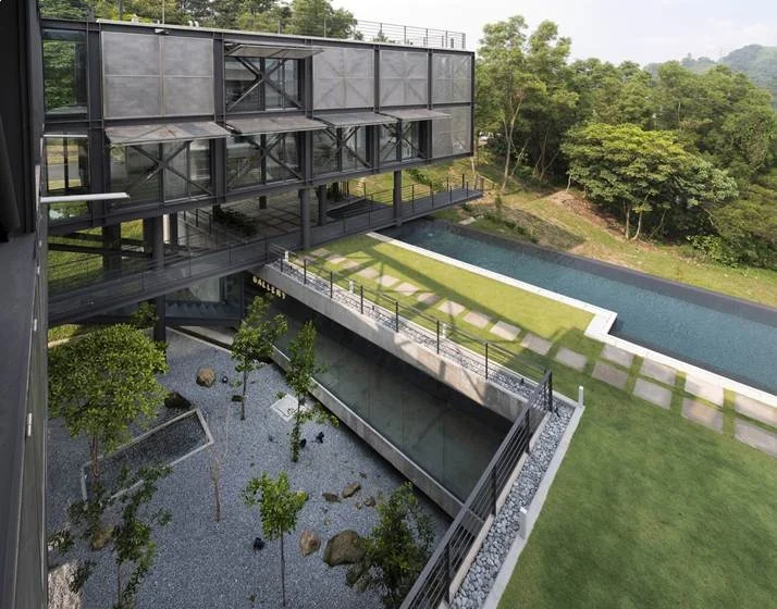 Cantilever House - Design Unit Sdn Bhd Cantilever House - Design Unit Sdn Bhd