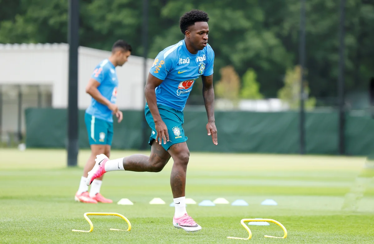 Vini Jr. no treino da Seleção Brasileira Vini Jr. no treino da Seleção Brasileira