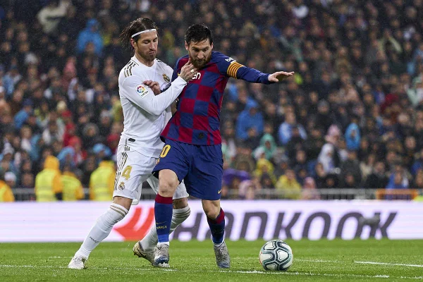 Antes rivais ferrenhos, Sérgio Ramos impressiona nas boas-vindas a Messi