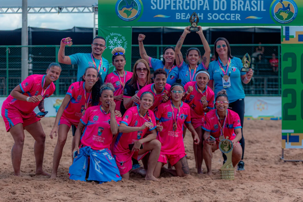 O São Pedro-ES conquistou a vitória do feminino sobre o Vasco, em decisão por pênaltis O São Pedro-ES conquistou a vitória do feminino sobre o Vasco, em decisão por pênaltis