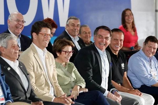 Bolsonaro defende “limpa” no Ibama e ICMBio para ajudar produtor
