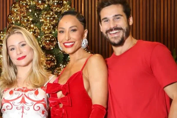 Mãe de Nicolas Prattes celebra gravidez de Sabrina Sato