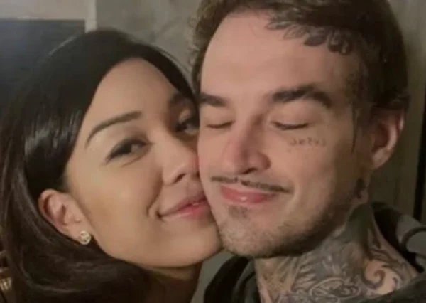 Maria Watanabe em foto com PC Siqueira - Metrópoles
