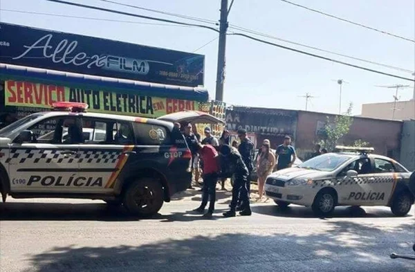 Policiais impedem linchamento de adolescente em Ceilândia