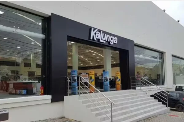 Fachada de loja Kalunga em SP - Metrópoles