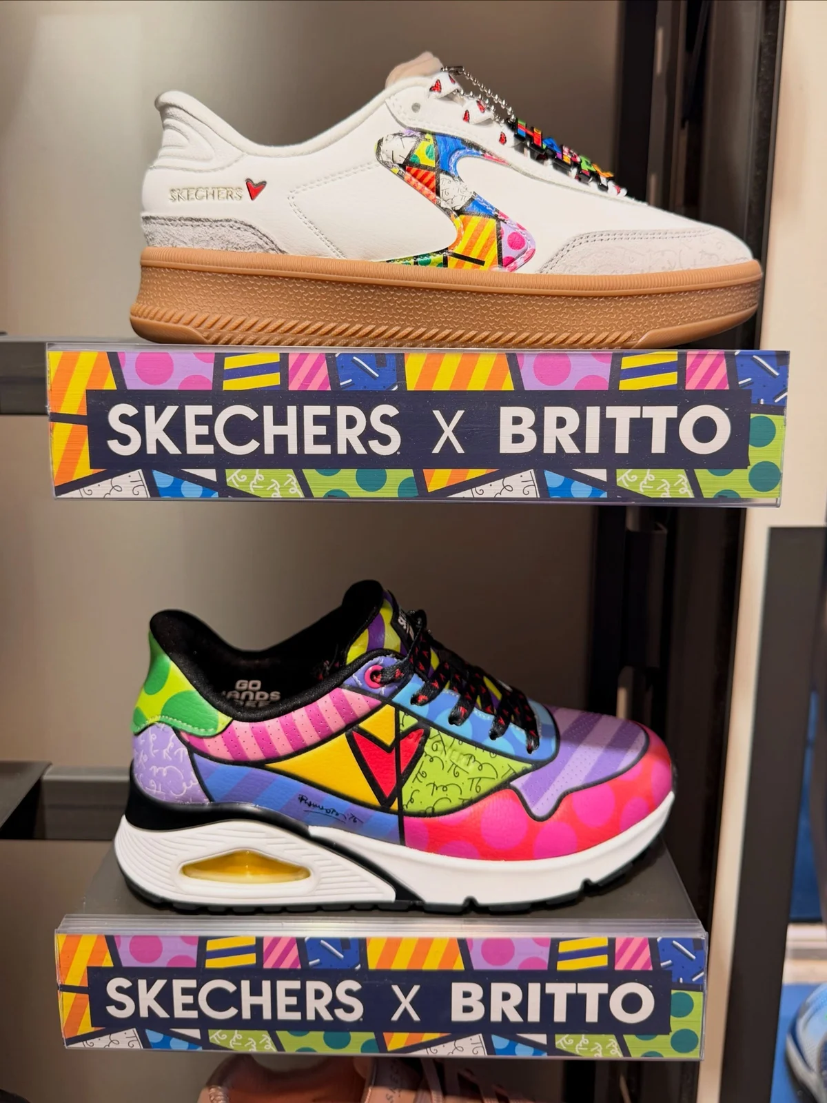 Coleção Britto X Skechers Coleção Britto X Skechers