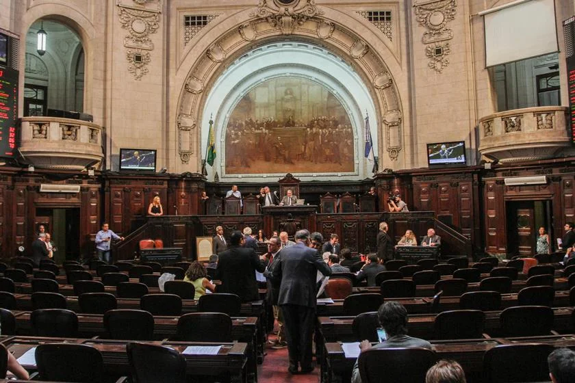 CPI dos trens começa na próxima segunda-feira (14/3) CPI dos trens começa na próxima segunda-feira (14/3)