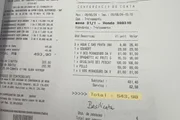 Pagamento de almoço de R$ 543 em padaria do centro de São Paulo Pagamento de almoço de R$ 543 em padaria do centro de São Paulo