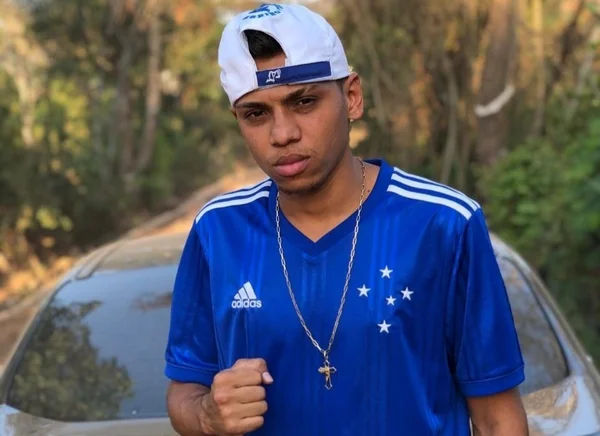 O torcedor cruzeirense Rodrigo Marlon Caetano Andrade, de 25 anos, morreu em um confronto com atleticanos antes do clássico entre os times