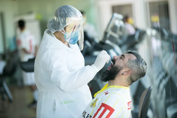 Brasiliense tem reapresentação diferente com testes para Covid-19