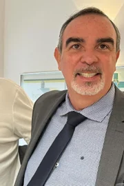 André Luis Silva Oliveira da Esplanada Serviços. Empresa é investigada pela PF. 