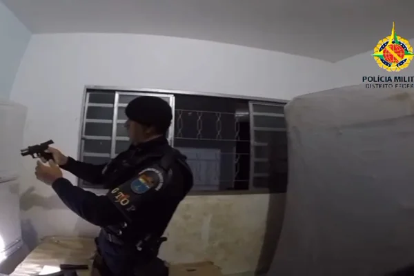 A Polícia Militar do Distrito Federal (PMDF) atendeu, na noite do último domingo (24/3), uma ocorrência envolvendo violência doméstica na QR 307, em Samambaia Sul.