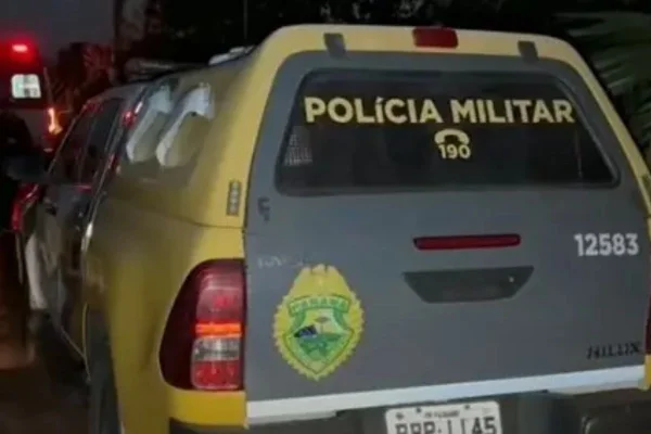 Imagem colorida, carro da Polícia Militar do Paraná- Metrópoles