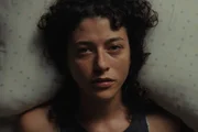 Na trama, uma jovem é acusada de fazer um aborto ilegal e julgada por homicídio Na trama, uma jovem é acusada de fazer um aborto ilegal e julgada por homicídio