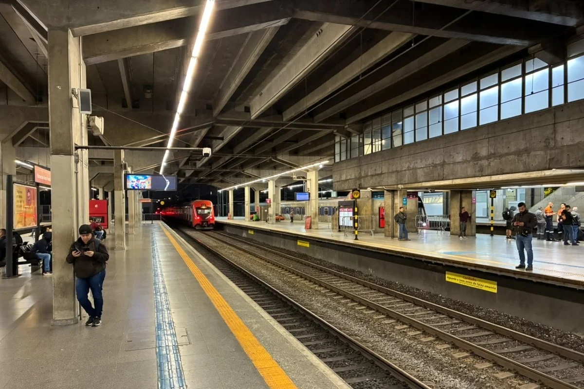 Plano contra greve da CPTM tem reforço no metrô e 128 ônibus