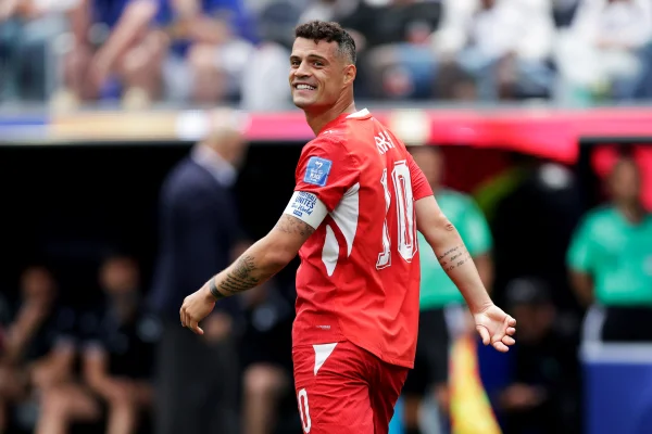 Capitão da Suíça, Xhaka afirma ser um privilégio jogar contra Messi
