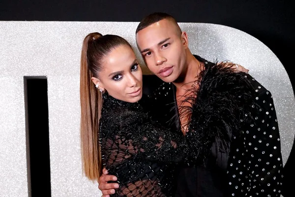 Visita de Olivier Rousteing ao Brasil comprova poder do estilista