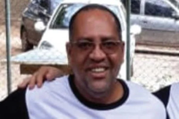 Professor de escola do Gama morre aos 52 anos, vítima da Covid-19