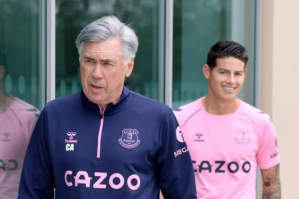 James Rodríguez e Carlo Ancelotti