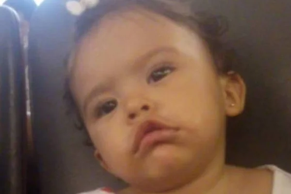 “Tirou sonho de ver minha filha crescer”, diz pai de bebê morta