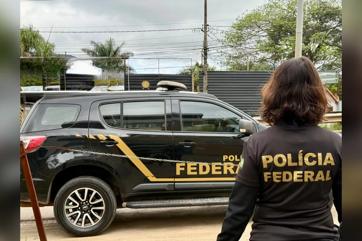 Os orçamentos apresentados seriam provenientes de empresas também alvo das medidas cumpridas nesta operação Os orçamentos apresentados seriam provenientes de empresas também alvo das medidas cumpridas nesta operação