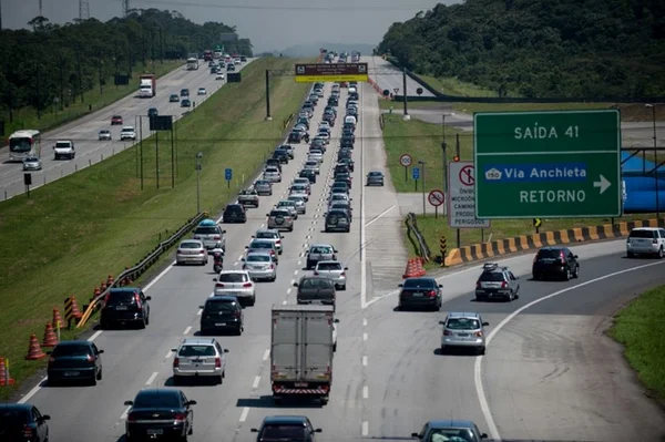 Feriado: veja os melhores horários para pegar a estrada em São Paulo