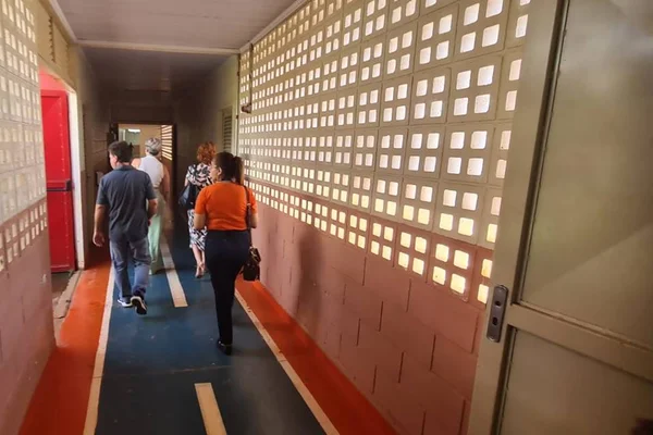 Escola pública - Metrópoles