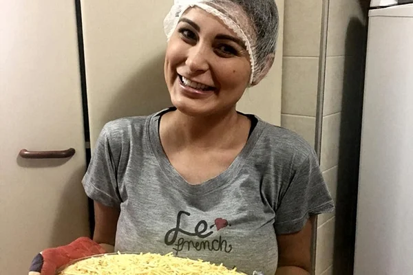 Ex-Miss Bumbum, Andressa Urach anuncia que vai entrar na faculdade