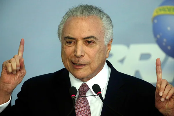 Michel Temer agradece base por aprovação de urgência da trabalhista