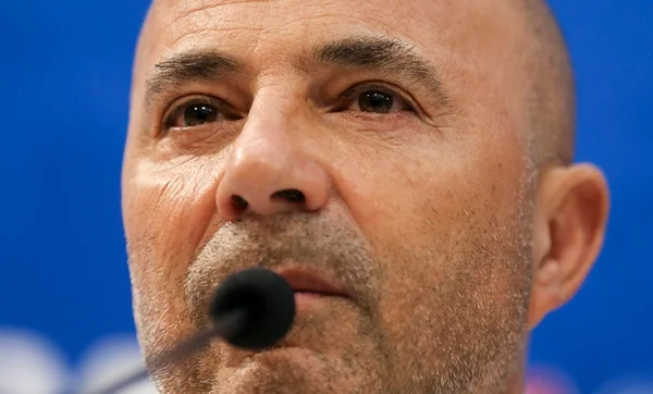 Sampaoli blinda Messi e o isenta de culpa por pênalti perdido