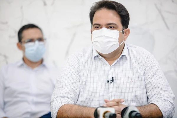 Roberto Naves, prefeito de anápolis, goiás