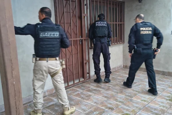 PF mira grupo que fraudou R$ 424 mil da Caixa com identidades falsas