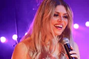 Adryana Ribeiro teve um show em São Paulo cancelado