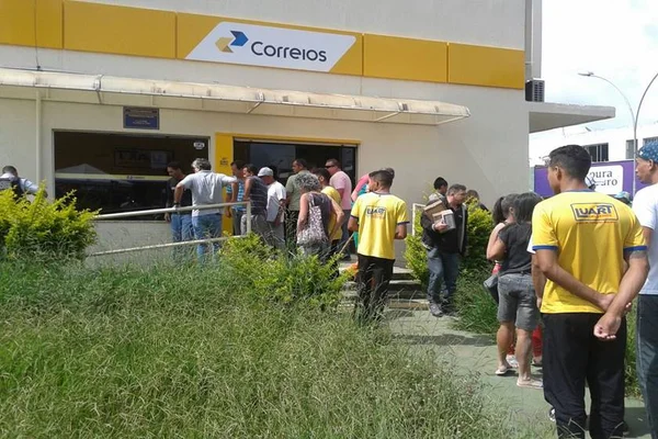 Ao reagir a assalto, policial civil acerta ladrão e cliente