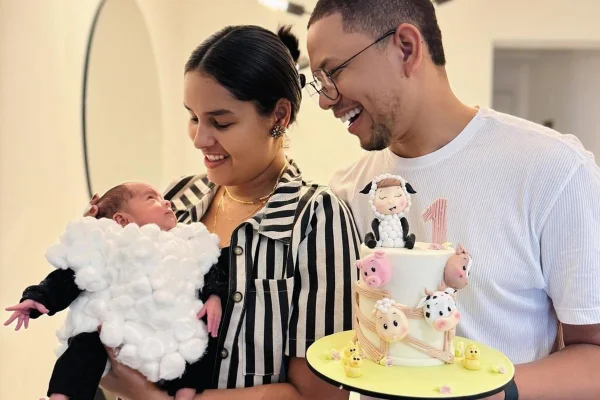 Foto colorida de Pedro Henrique e sua esposa, Suilan Barreto - Metrópoles