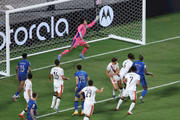 Momento em que Koulibaly faz gol para o Al Hilal Momento em que Koulibaly faz gol para o Al Hilal