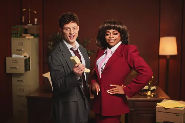elf beauty campanha da marca com comediante Matt Rife - metrópoles
